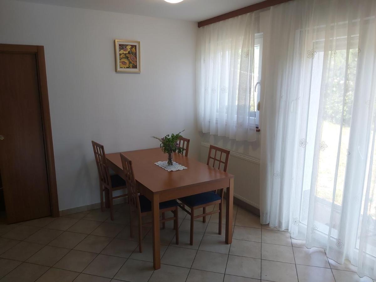 Apartments Petrin Толмин Экстерьер фото