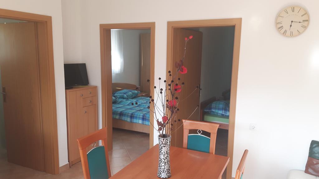 Apartments Petrin Толмин Экстерьер фото